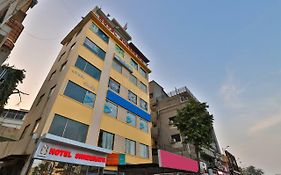 Shreenath Hotel